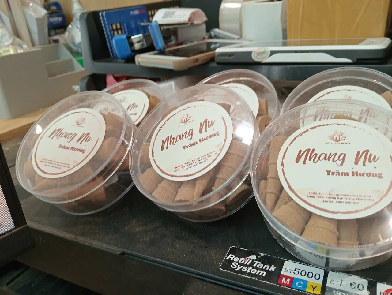 Premium Agarwood Incense Cones – Natural Vietnamese Oud (20 / 42 Cones Box)